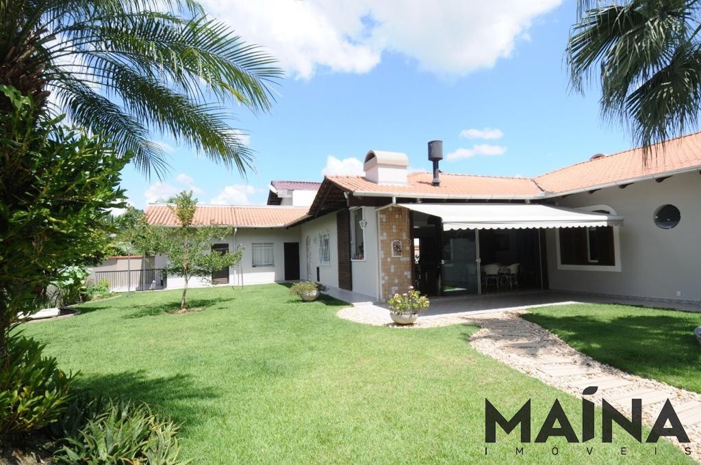 Casa de 4 quartos, 221m² no bairro Itoupava Norte, em Blumenau | Eu Corretor
