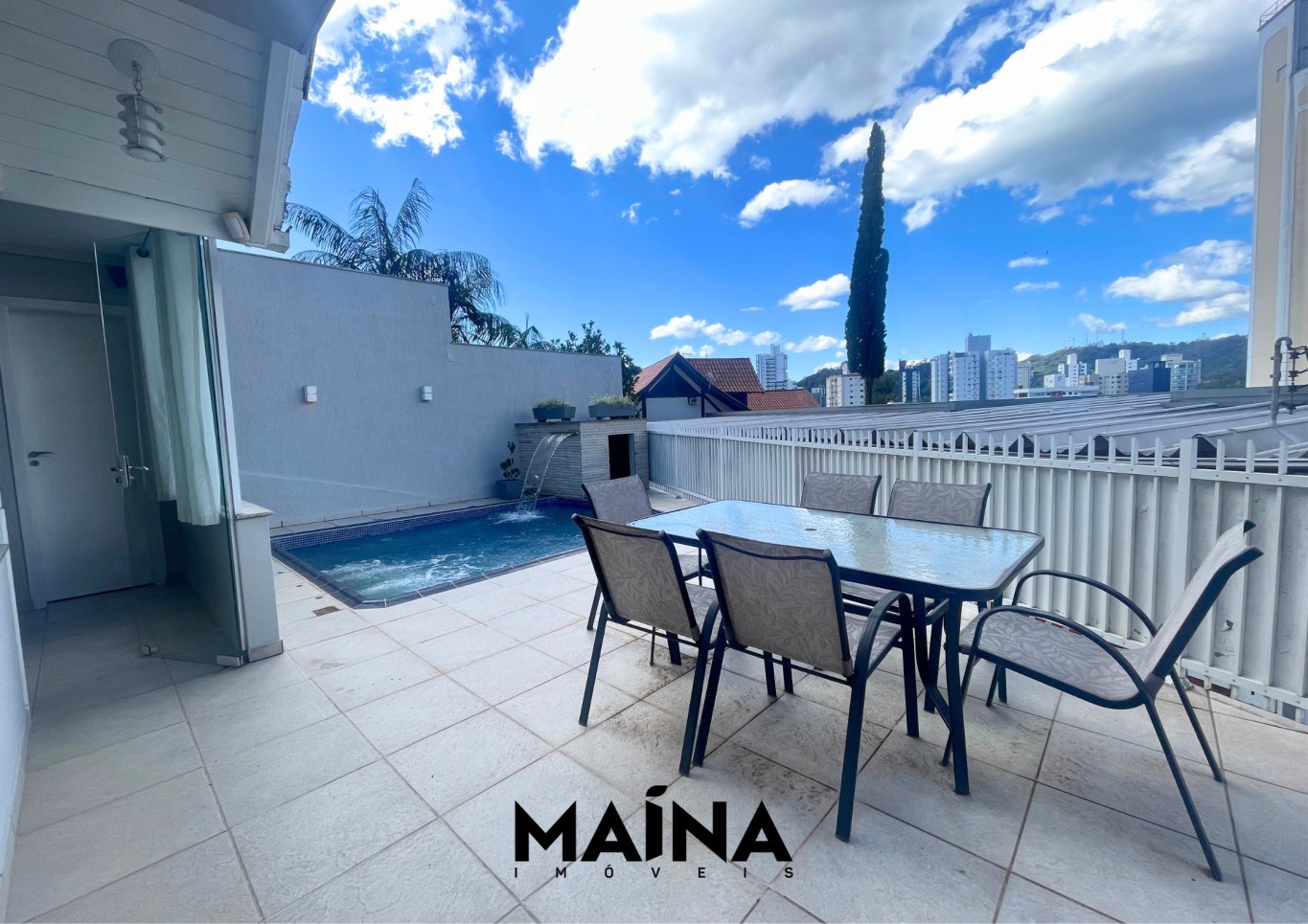 Casa de 4 quartos, 244m² no bairro Centro, em Blumenau | Eu Corretor