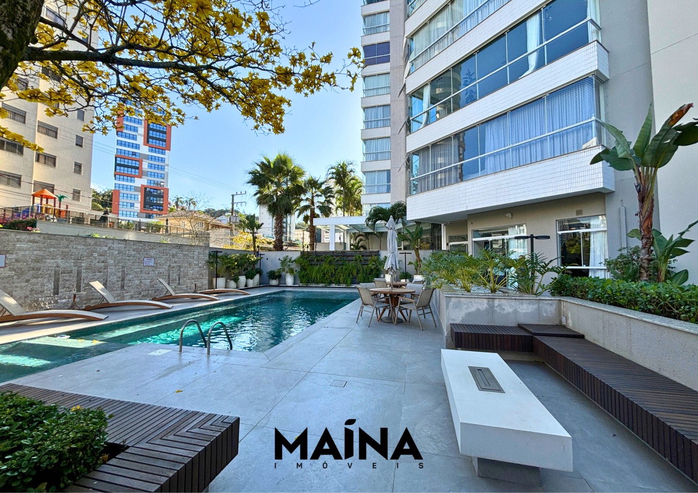 Apartamento de 3 quartos, 200m² no bairro Jardim Blumenau, em Blumenau | Eu Corretor