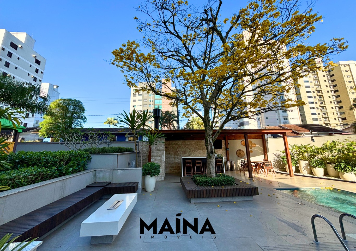 Apartamento de 3 quartos, 200m² no bairro Jardim Blumenau, em Blumenau | Eu Corretor