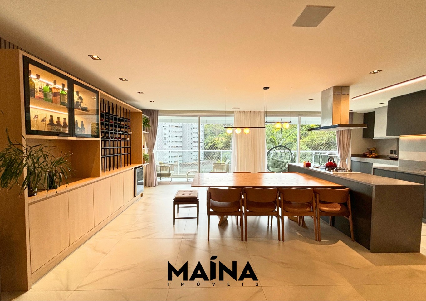 Um lugar único, que une requinte e sofisticação, luxo e tecnologia, e que convida você a vivenciar os seus melhores momentos. - foto 1