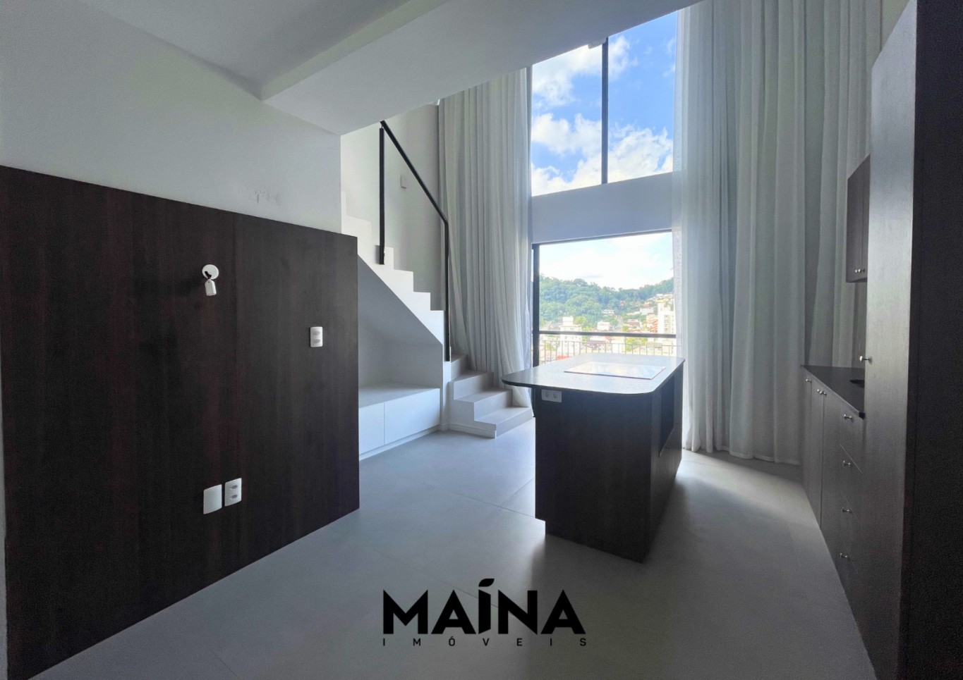 Apartamento Dúplex no Nomad Semi Mobilíado - Modernidade e Conforto em um Só Lugar — foto 2
