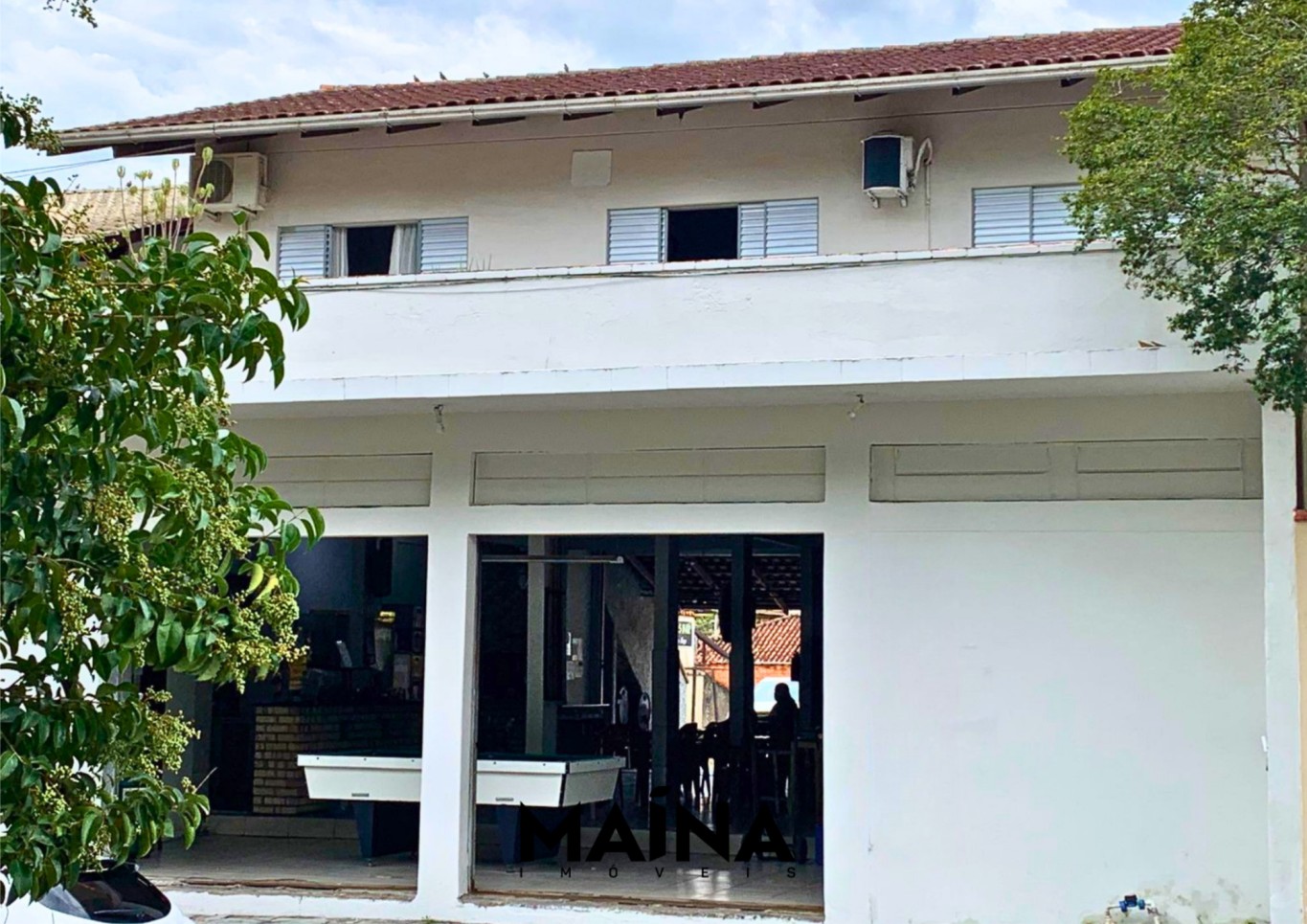 Excelente Oportunidade de Investimento - Imóvel Comercial com Renda Ativa no Bairro Água Verde — foto 2