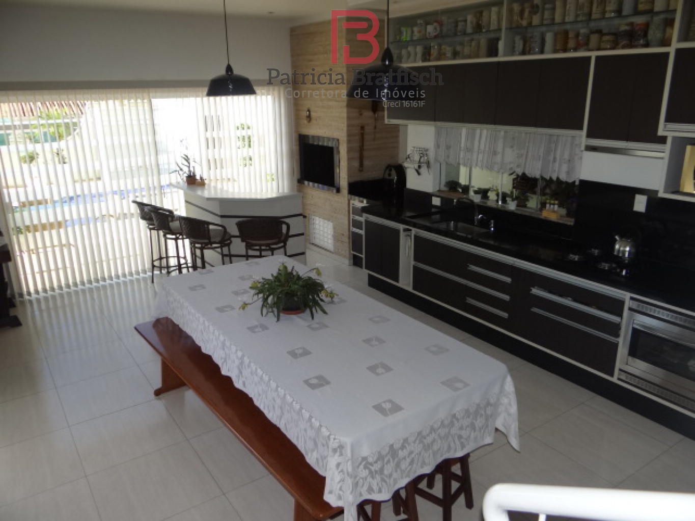 Cozinha integrada área festas