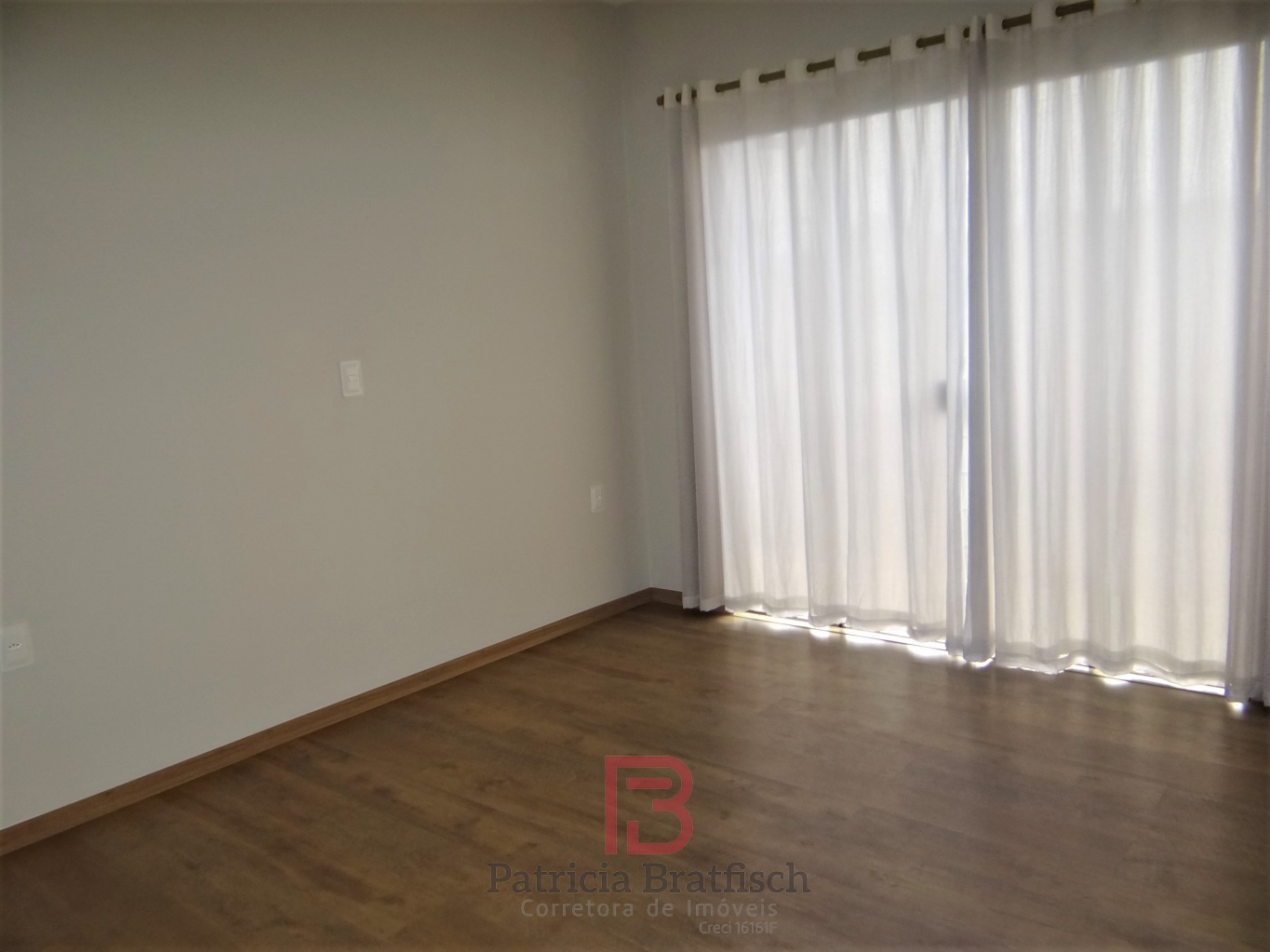 Dormitorio solteiro 2 com sacada