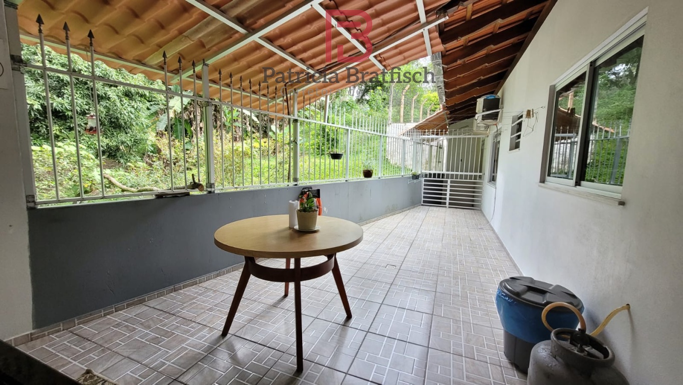 Terraçõ fundos/ área festas