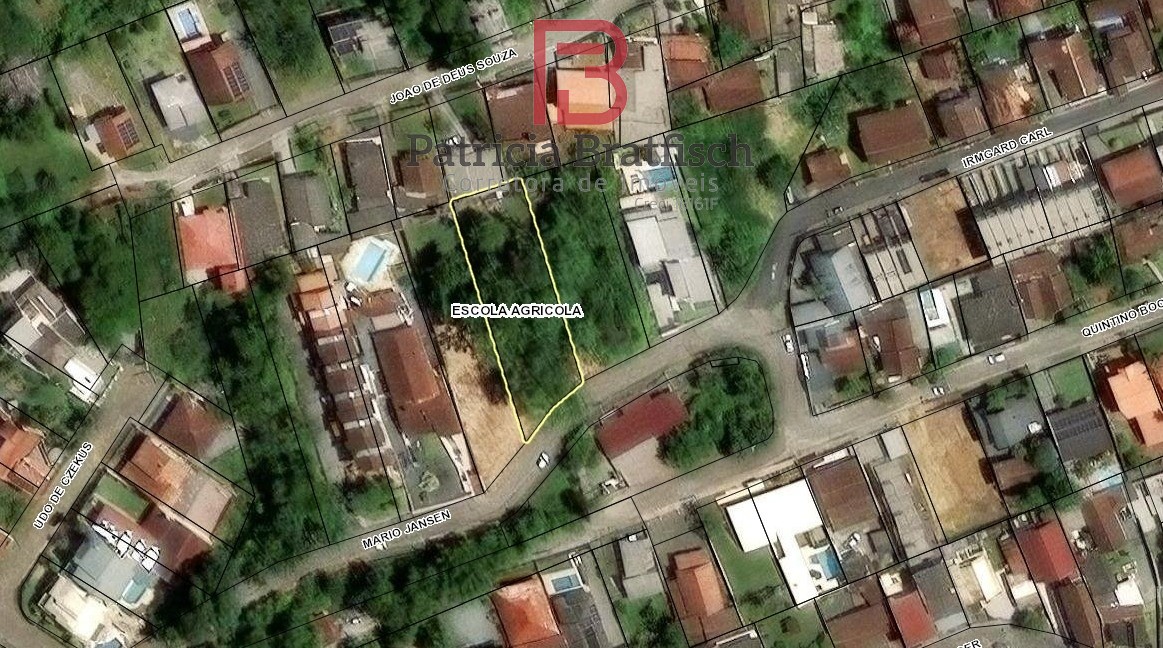 Amplo terreno em loteamento de excelente padrão, no Bairro Escola Agrícola. — foto 5