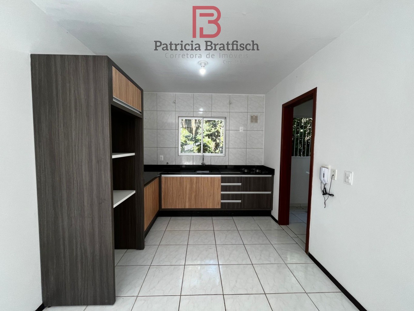 Cozinha mobiliada