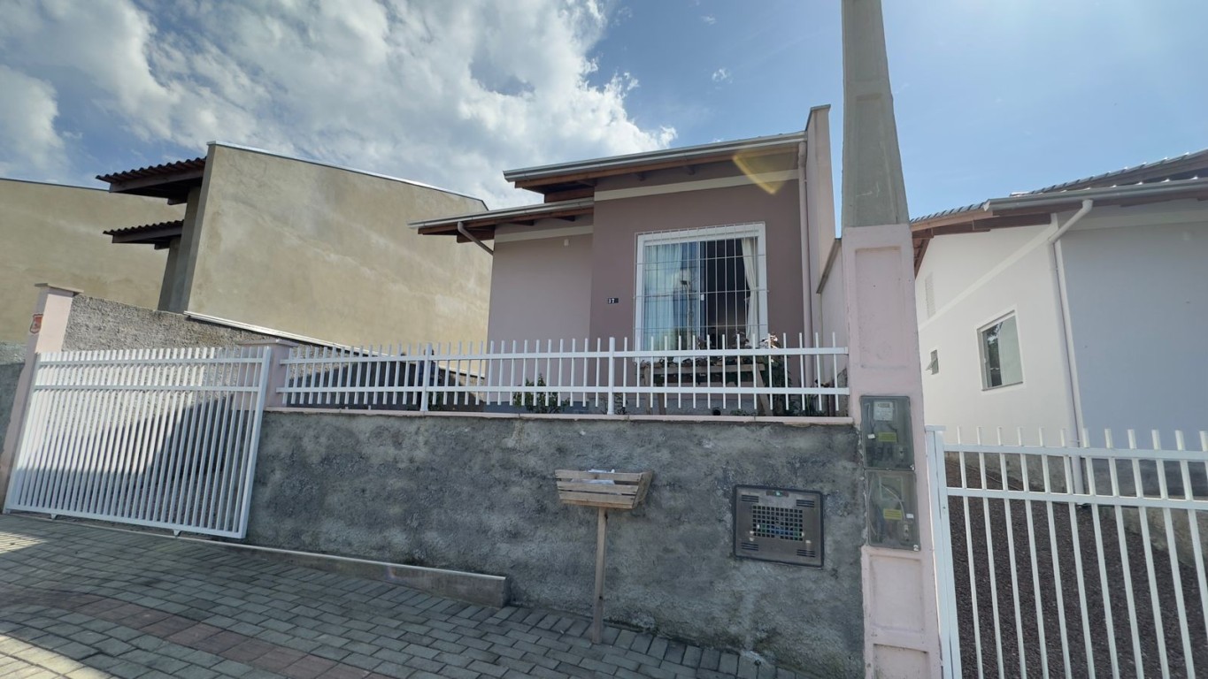 Casa 2 Dormitórios com Amplo Terreno | João Paulo II, Indaial — foto 3