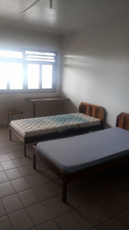 ALUGUE SEM FIADOR! Quitinete Mobiliado no Bairro Água Verde! — foto 3