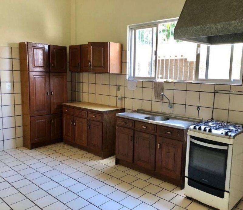 ALUGUE SEM FIADOR! Quitinete Mobiliado no Bairro Água Verde! — foto 6