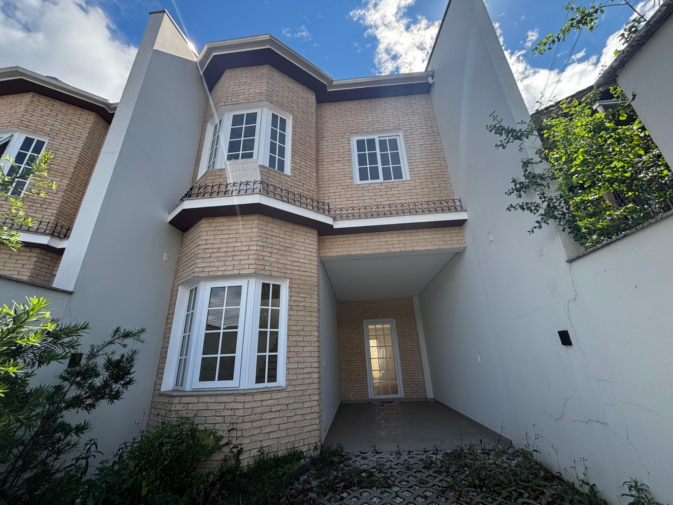 Casa estilo Européia, em rua sem saida, com 3 dormitórios sendo 1 suite, R$: 750.000,00 COD:996 - foto 1