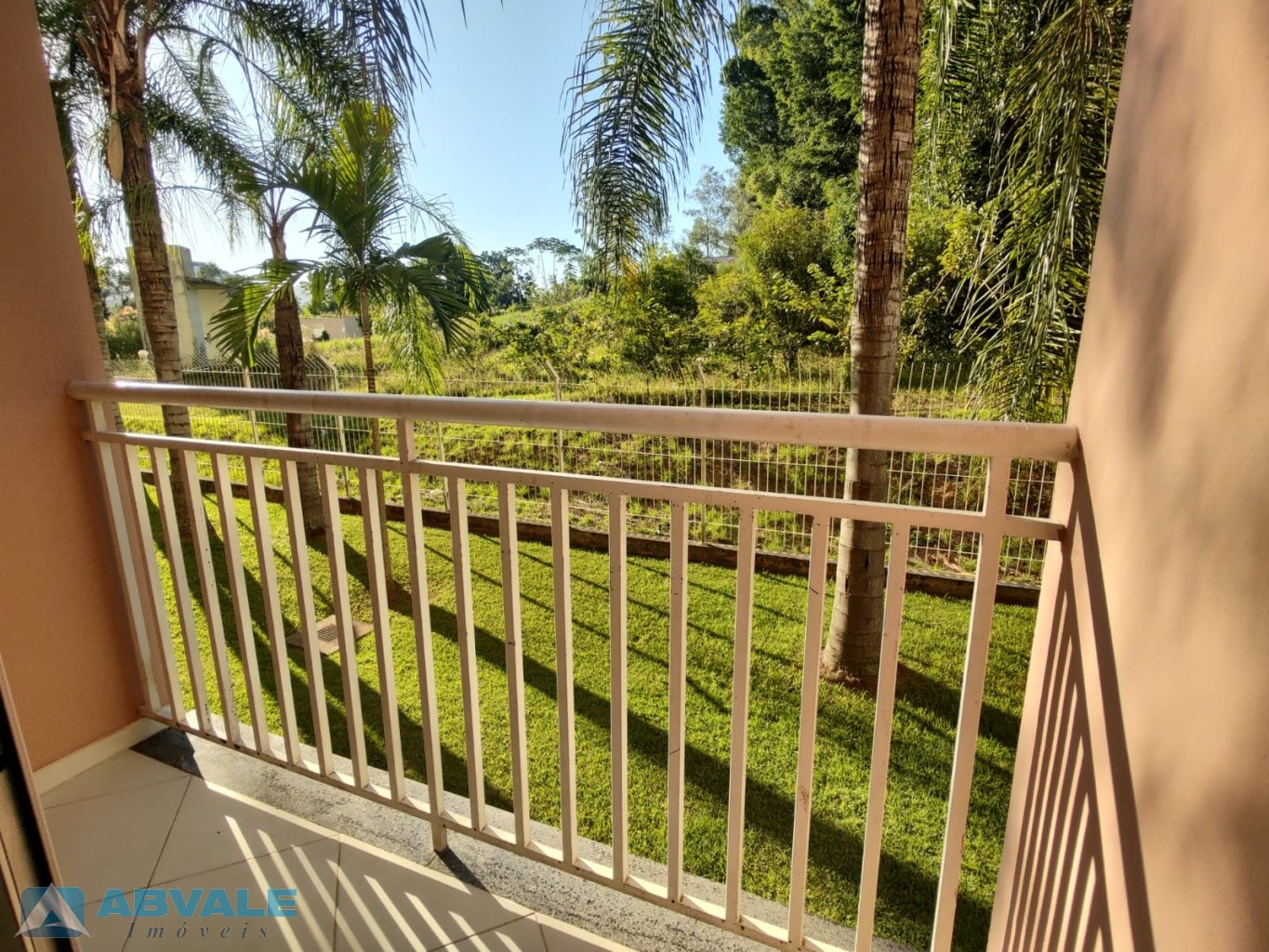 Apartamento de 2 Quartos no Residencial Bosque Cristalli - Itoupava Central. Condomínio Clube com Lazer Completo, Segurança, Vaga Coberta e Pintura Nova. Pronto para Morar! — foto 5