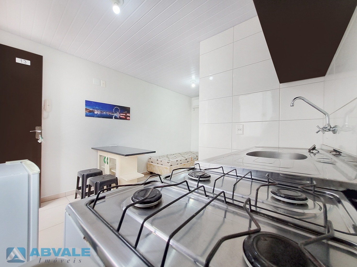 ALUGUEL SEM FIADOR - MOBILIADO quarto/sala - Bairro Fortaleza, — foto 5