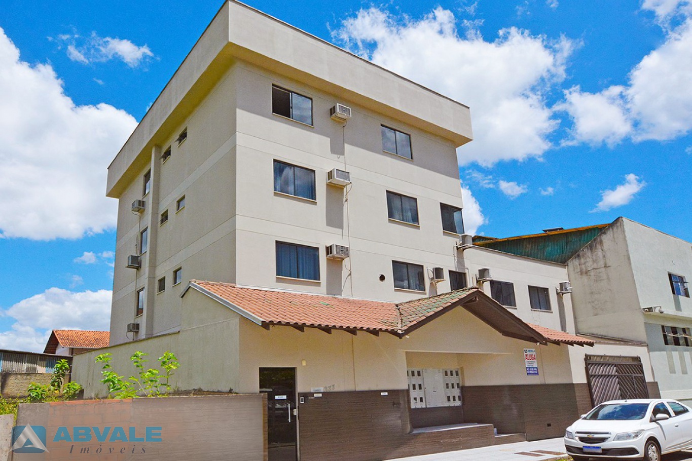 Mobiliado, próximo ao SESI - Rua Itajaí - ALUGUEL SEM FIADOR - MODALIDADE TEMPORADA. - foto 1