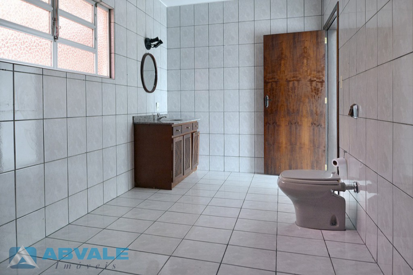 SALA COMERCIAL - Ideal para Clinicas, salão de beleza, escolas, escritórios - Localizada em Corredor de serviço privilegiado. — foto 4