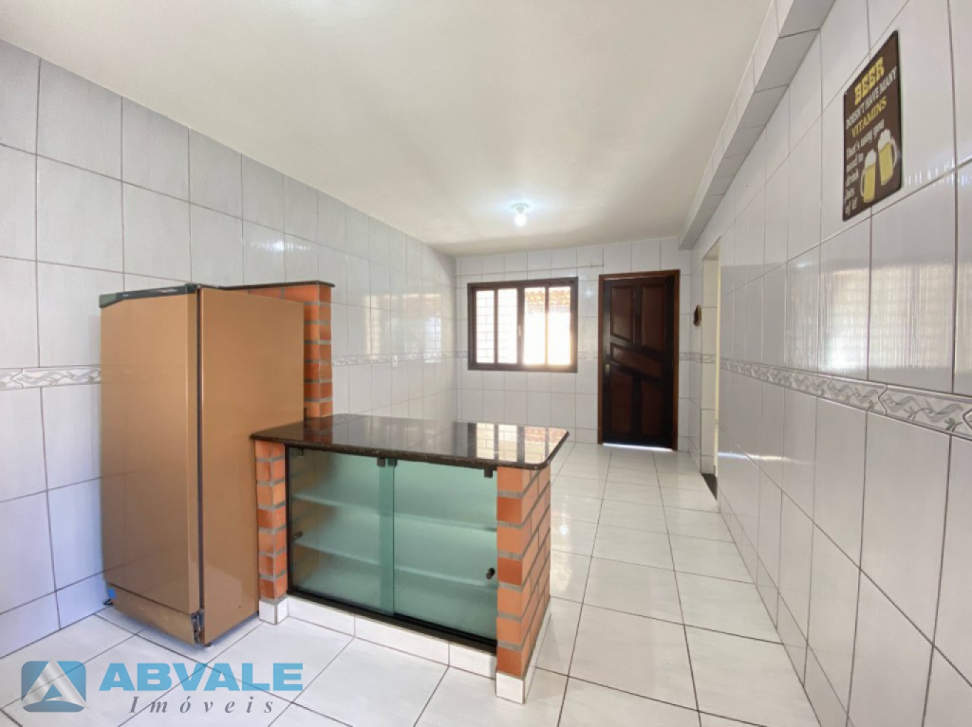 Casa de Alvenaria em Perequê, com 4 dormitórios e Garagem — foto 6