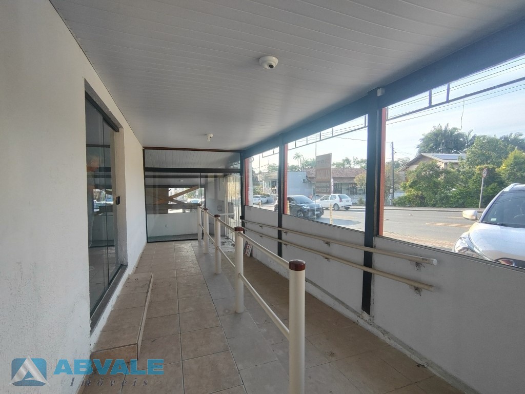 Aproximadamente 3.936m, terreno com opção de escritório para locação na Rua General Osório - Blumenau/SC — foto 5