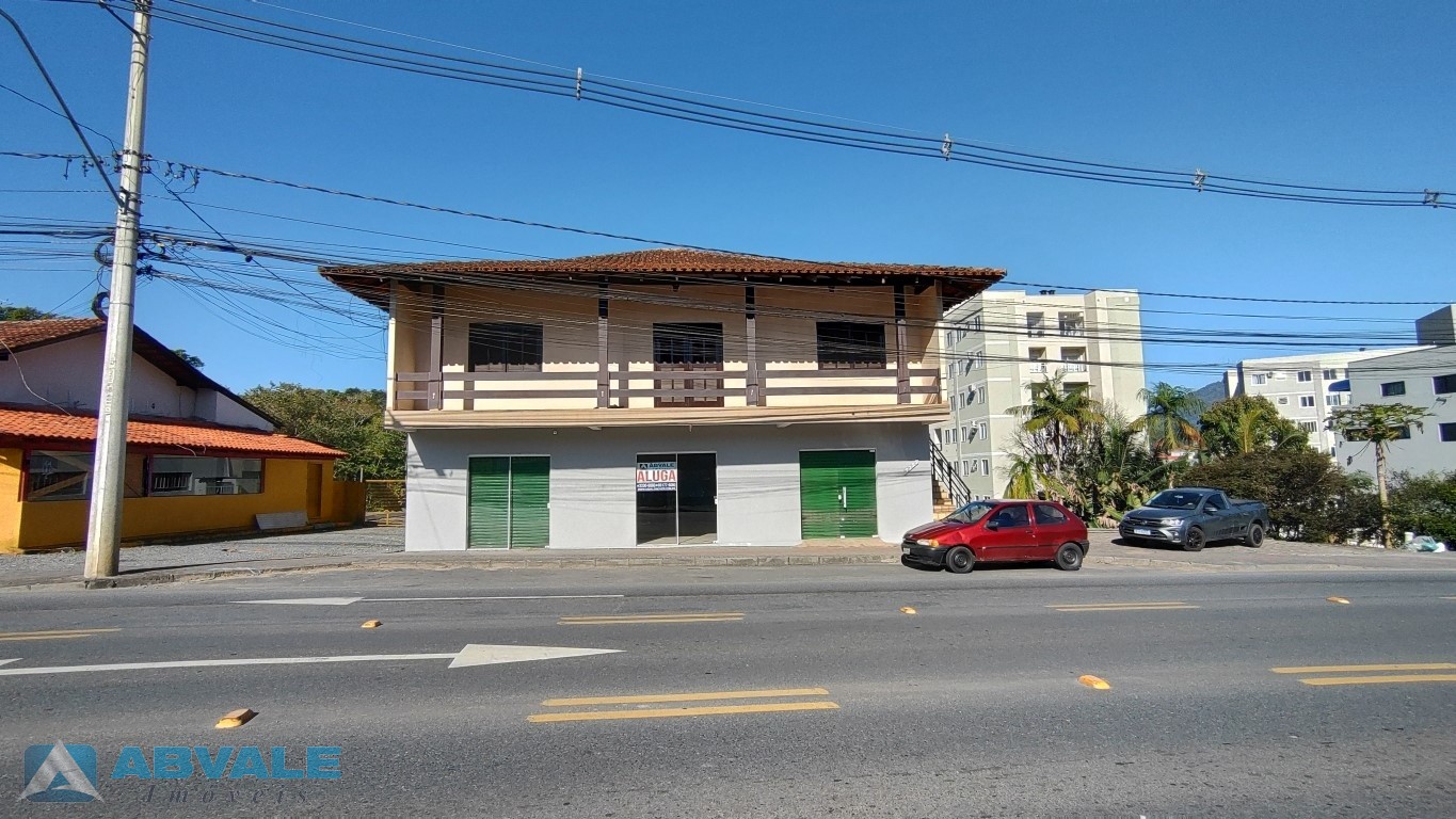 Aproximadamente 120m, tem esse amplo apartamento para locação na Rua General Osório - Blumenau/SC — foto 2