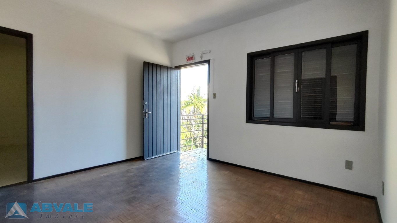 Aproximadamente 120m, tem esse amplo apartamento para locação na Rua General Osório - Blumenau/SC — foto 6