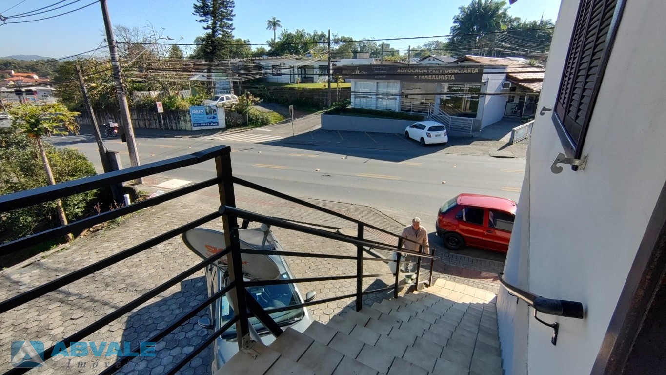 Aproximadamente 120m, tem esse amplo apartamento para locação na Rua General Osório - Blumenau/SC — foto 4