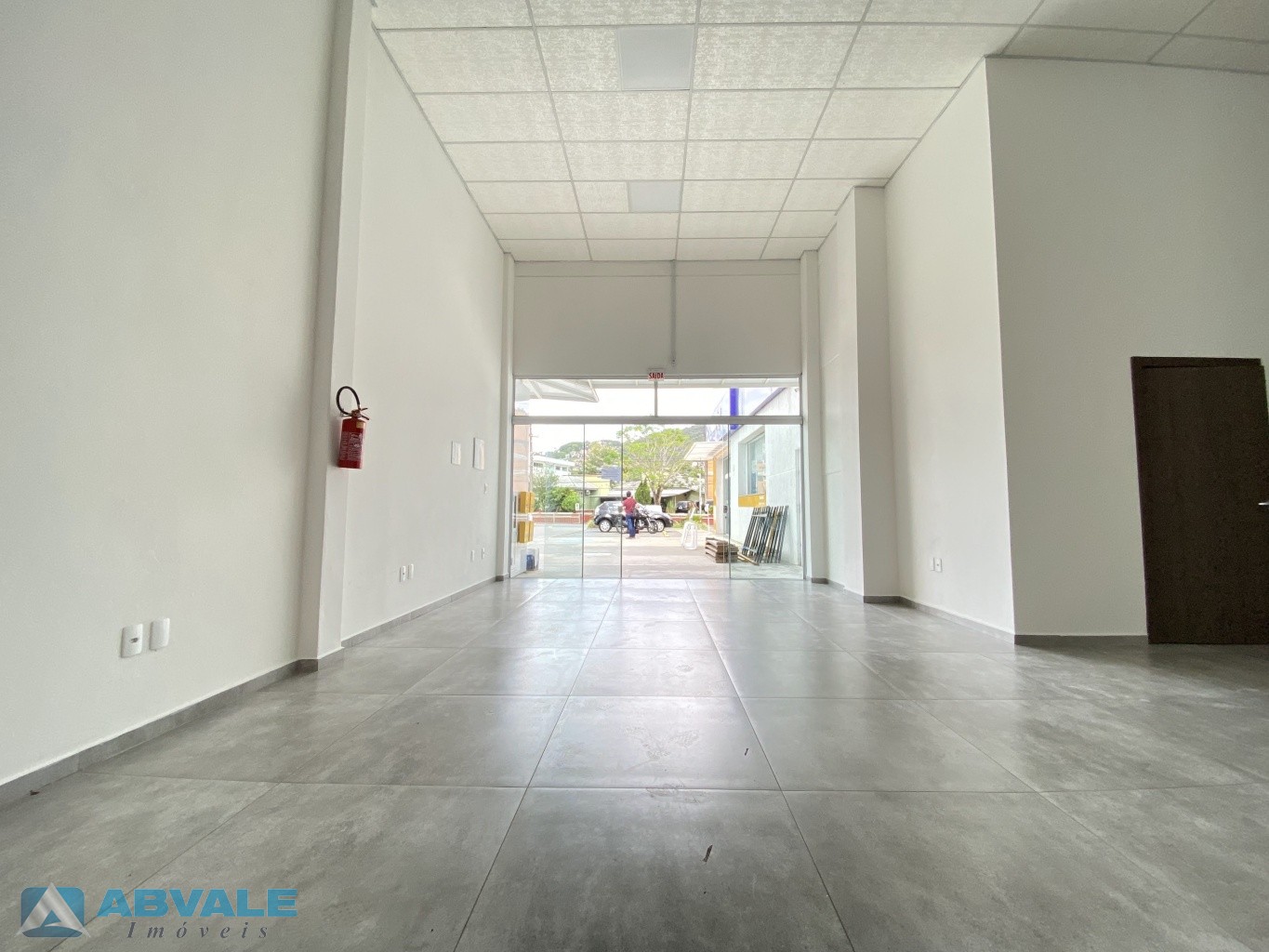 Loja térrea na Rua Amazonas com aproximadamente 170m e amplo estacionamento — foto 4