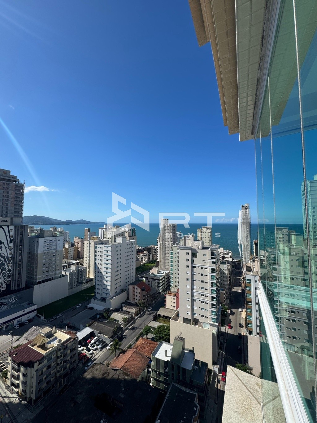 Cobertura de 4 quartos, 296m² no bairro Meia Praia, em Itapema | Eu Corretor