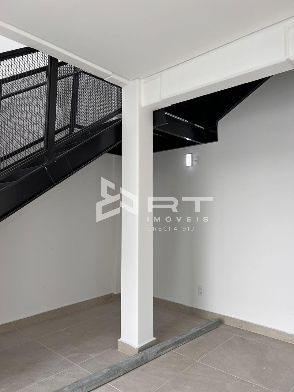 Sala Comercial de 1 quarto, 45m² no bairro Velha, em Blumenau | Eu Corretor