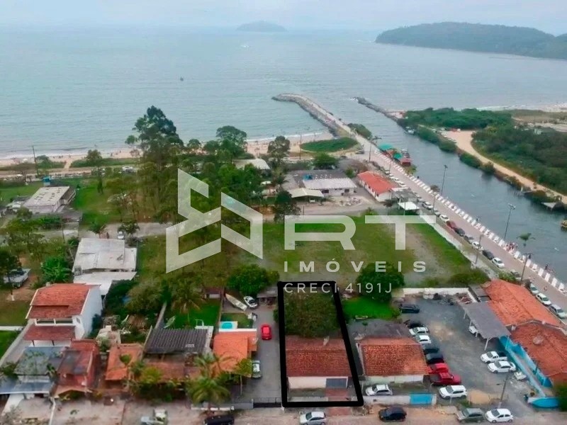 Lote/Terreno no bairro Centro, em Balneário Piçarras | Eu Corretor