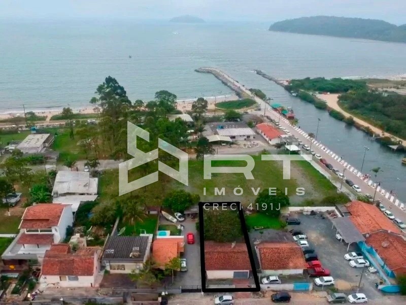 Lote/Terreno no bairro Centro, em Balneário Piçarras | Eu Corretor