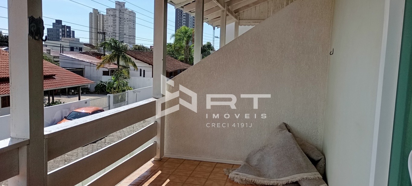 Casa de 3 quartos, 400m² no bairro Centro, em Balneário Piçarras | Eu Corretor