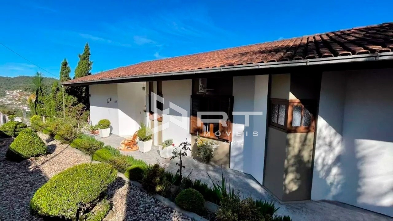 Casa de 4 quartos, 210m² no bairro Ponta Aguda, em Blumenau | Eu Corretor