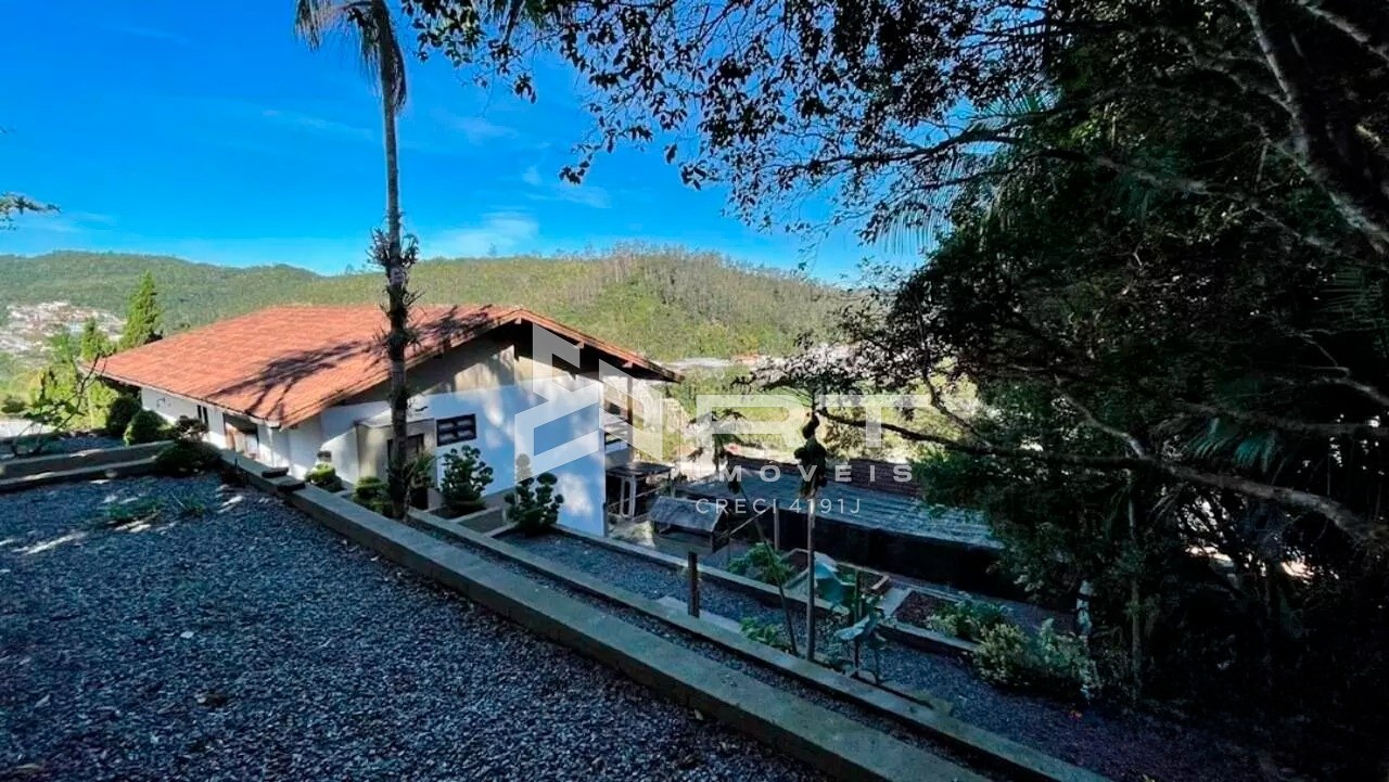 Casa de 4 quartos, 210m² no bairro Ponta Aguda, em Blumenau | Eu Corretor