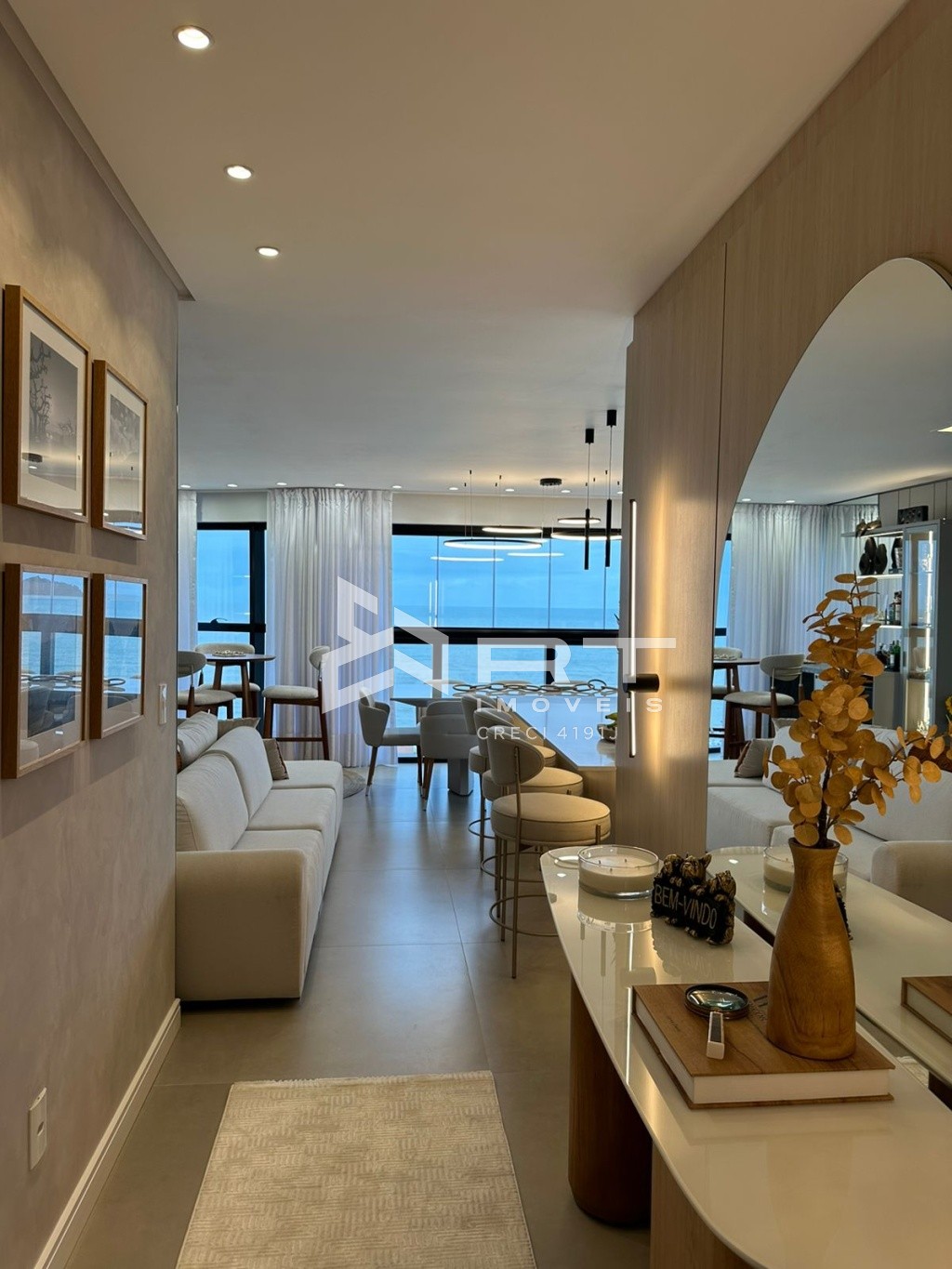 Apartamento de 3 quartos, 134m² no bairro Balneário Piçarras, em Balneário Piçarras | Eu Corretor