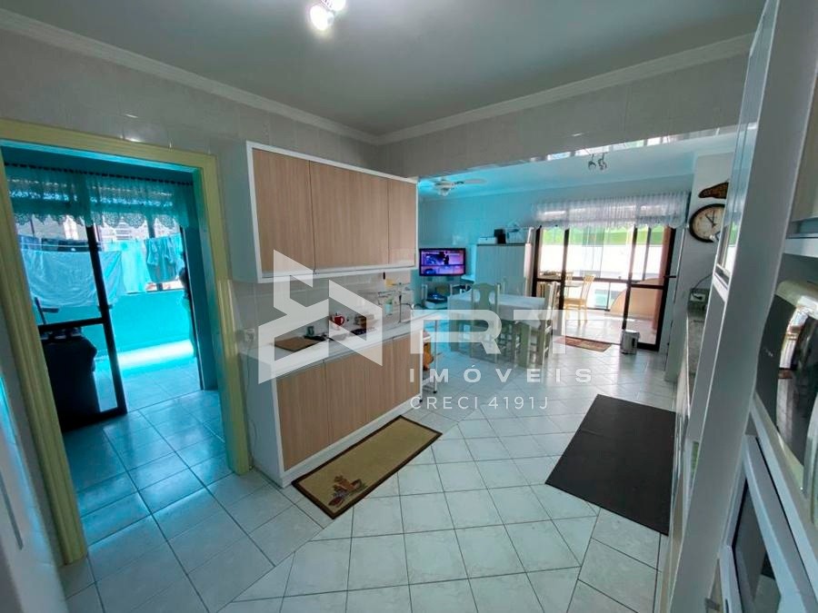 Cobertura de 4 quartos, 314m² no bairro Centro, em Itapema | Eu Corretor