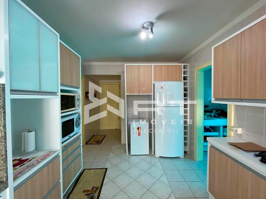 Cobertura de 4 quartos, 314m² no bairro Centro, em Itapema | Eu Corretor