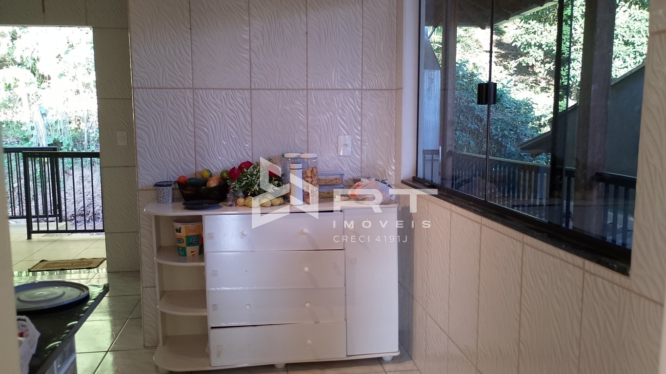 Casa de Condomínio de 6 quartos, no bairro Badenfurt, em Blumenau | Eu Corretor
