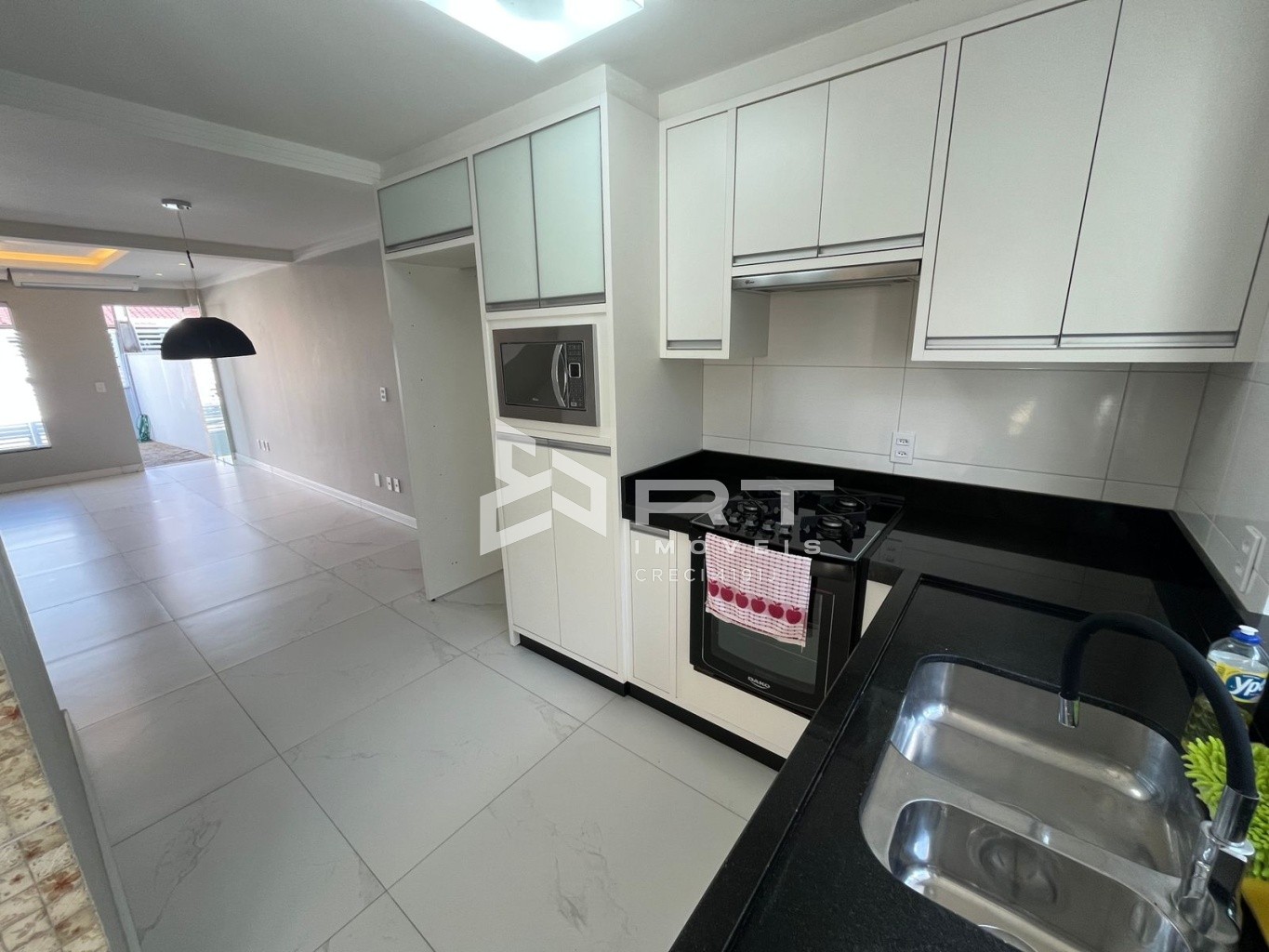 Sobrado de 2 quartos, no bairro Fortaleza, em Blumenau | Eu Corretor
