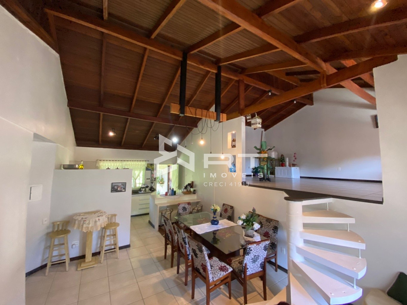 Casa de 5 quartos, 236m² no bairro Velha, em Blumenau | Eu Corretor