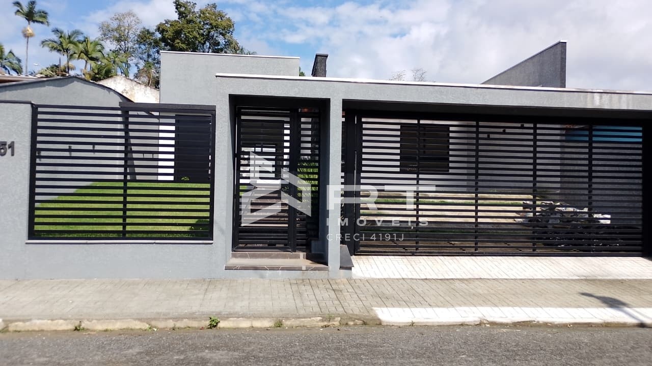 Casa de 3 quartos, 214m² no bairro Água Verde, em Blumenau | Eu Corretor
