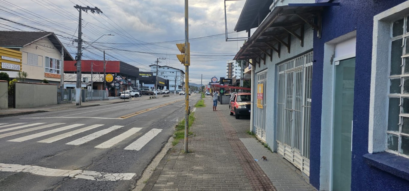 Sala Comercial no Bairro Itoupava Norte — foto 2