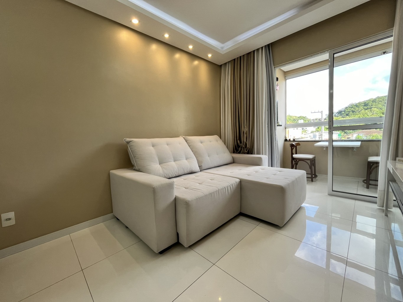 Apartamento com acabamento de alto padrão na Itoupavazinha — foto 3