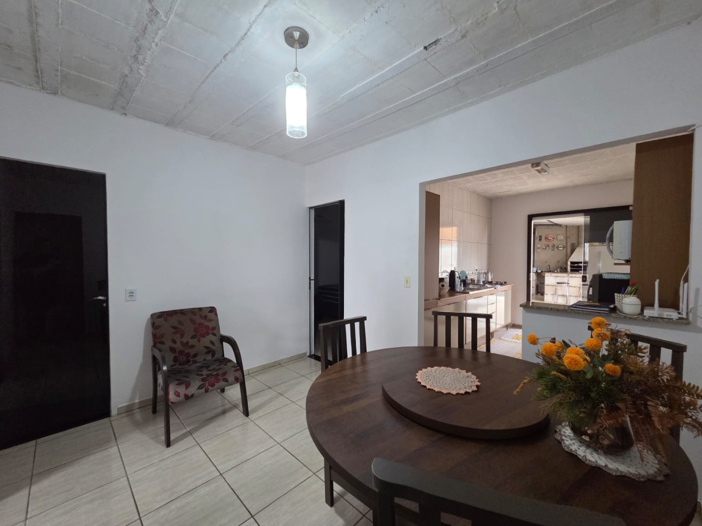 Casa à venda no bairro Itoupavazinha - conforto, espaço e excelente localização — foto 2