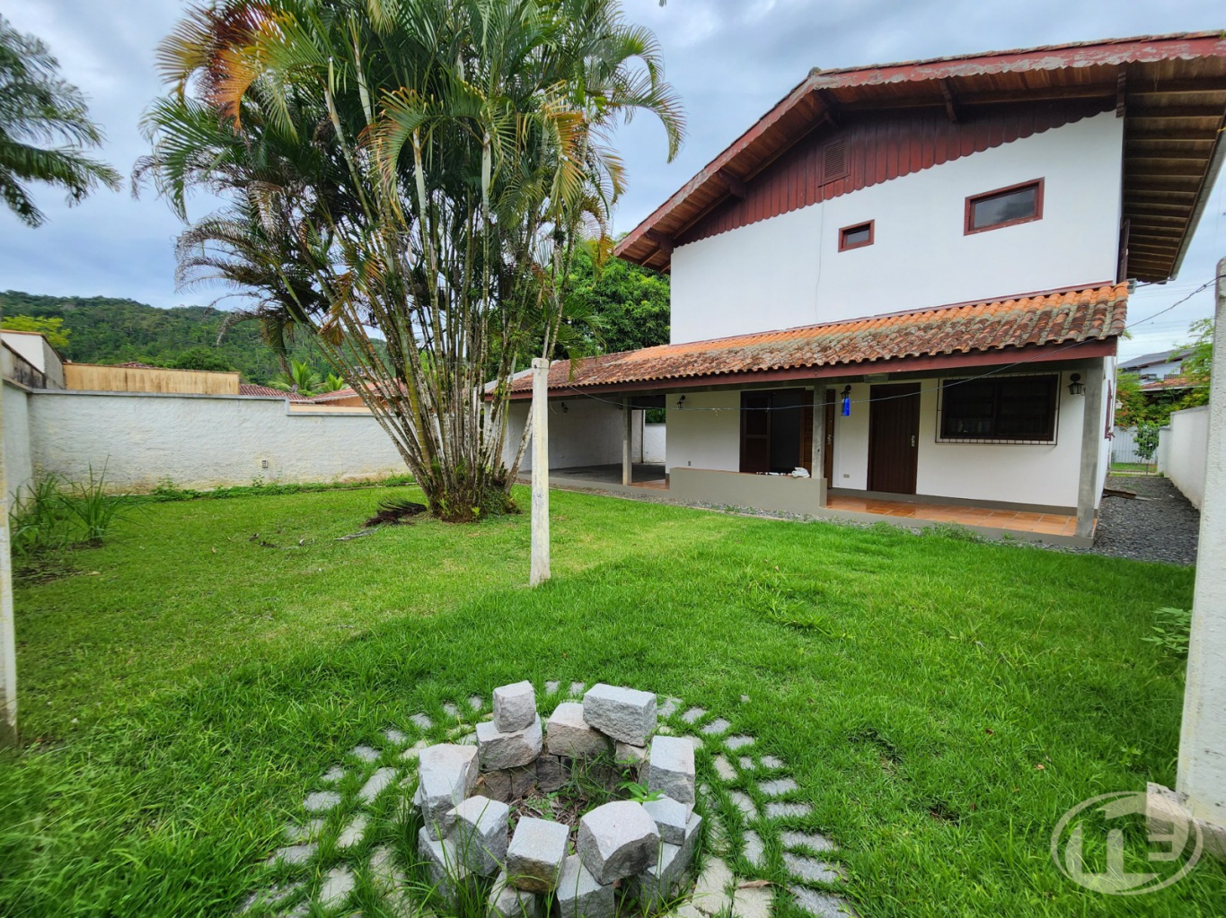Área externa fundos