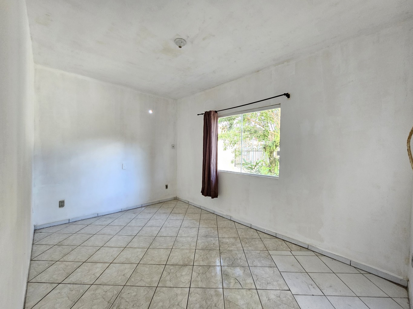 CASA DE ALVENARIA - BAIRRO AGUA VERDE — foto 5