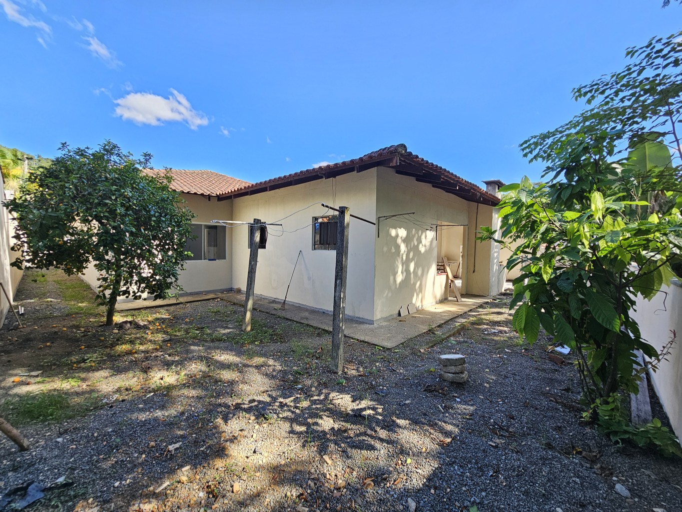 CASA DE ALVENARIA - BAIRRO AGUA VERDE — foto 4