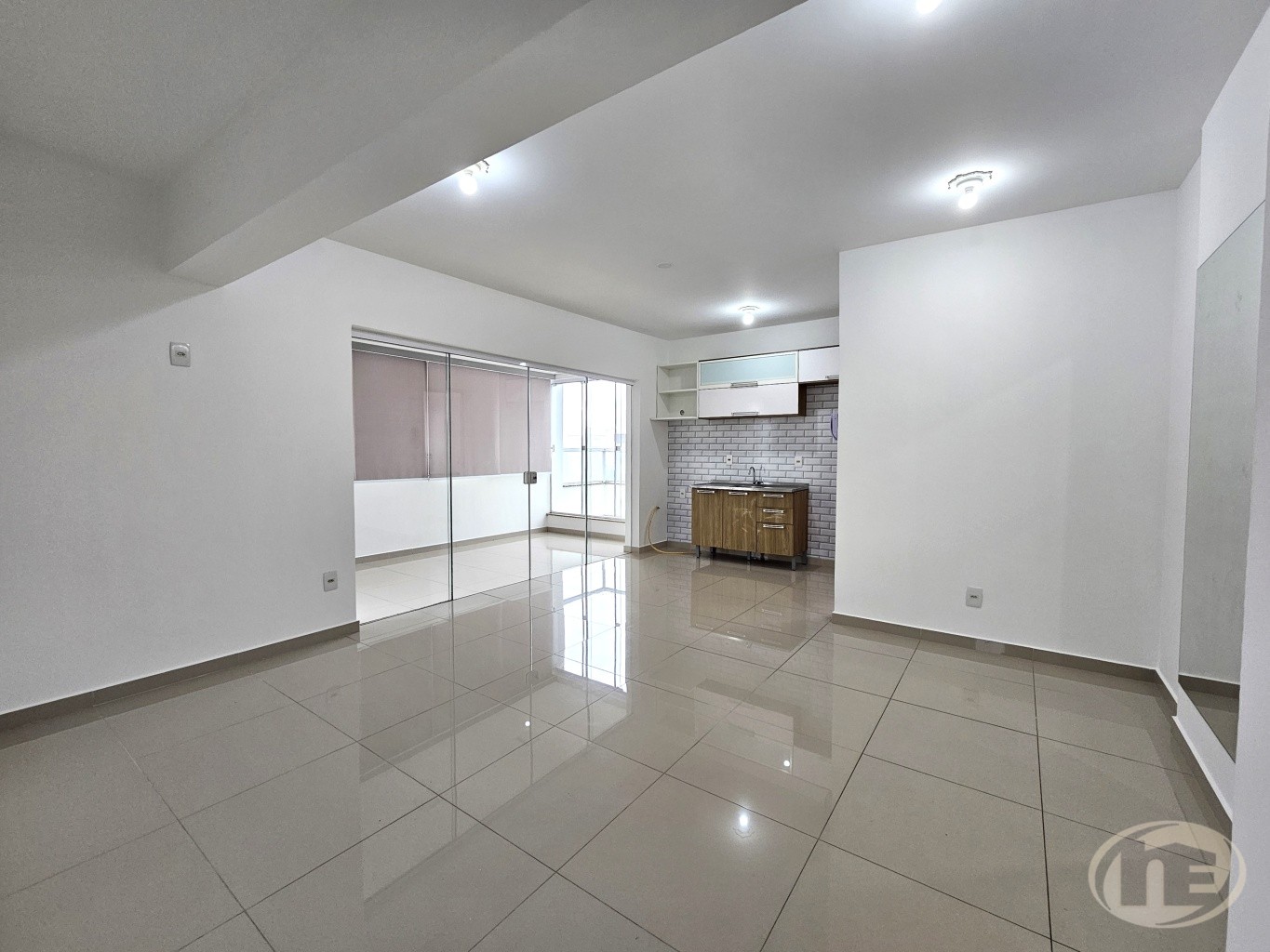 Sala e cozinha