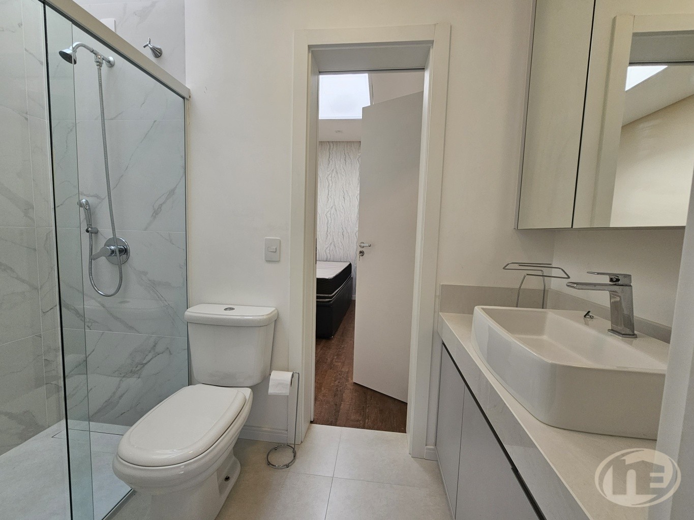 Banheiro demi-suites