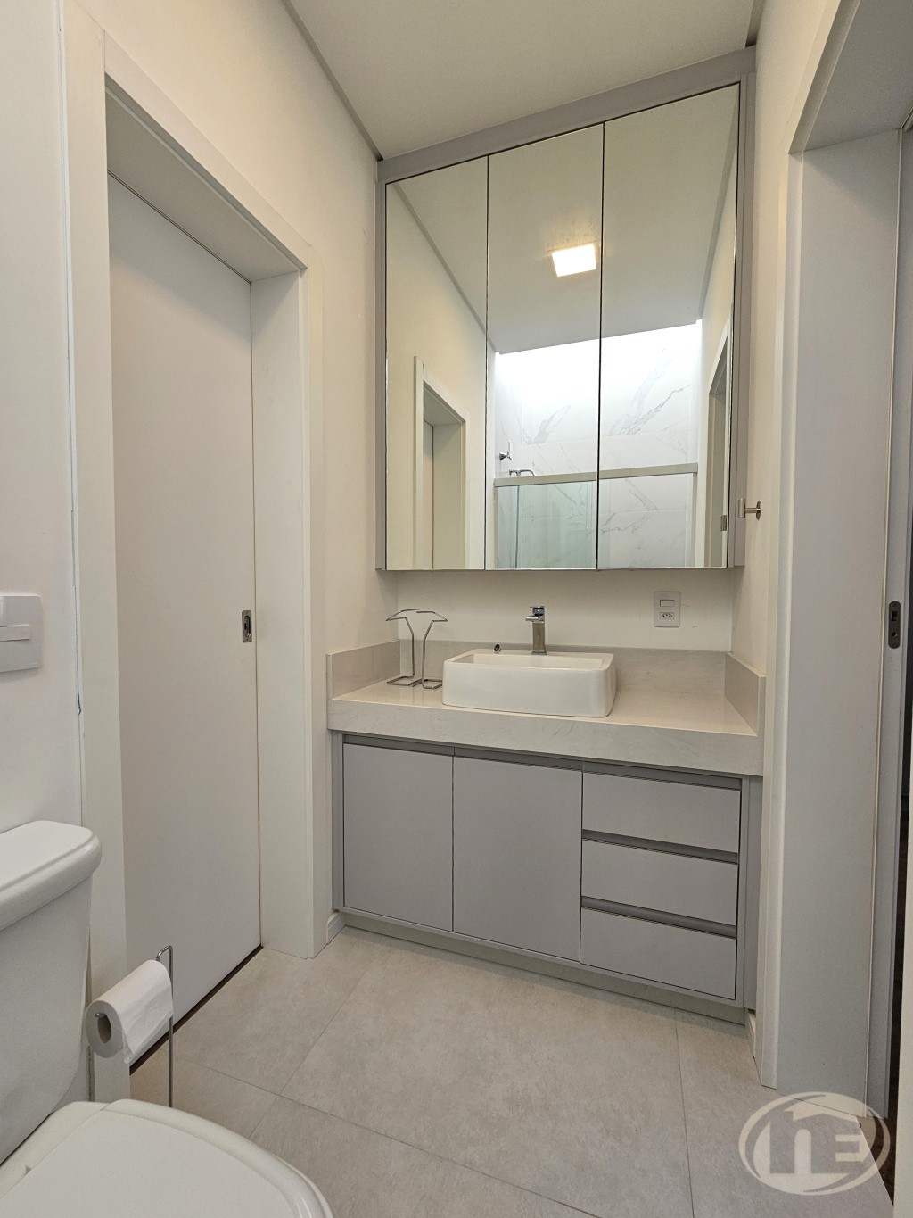 Banheiro demi-suites