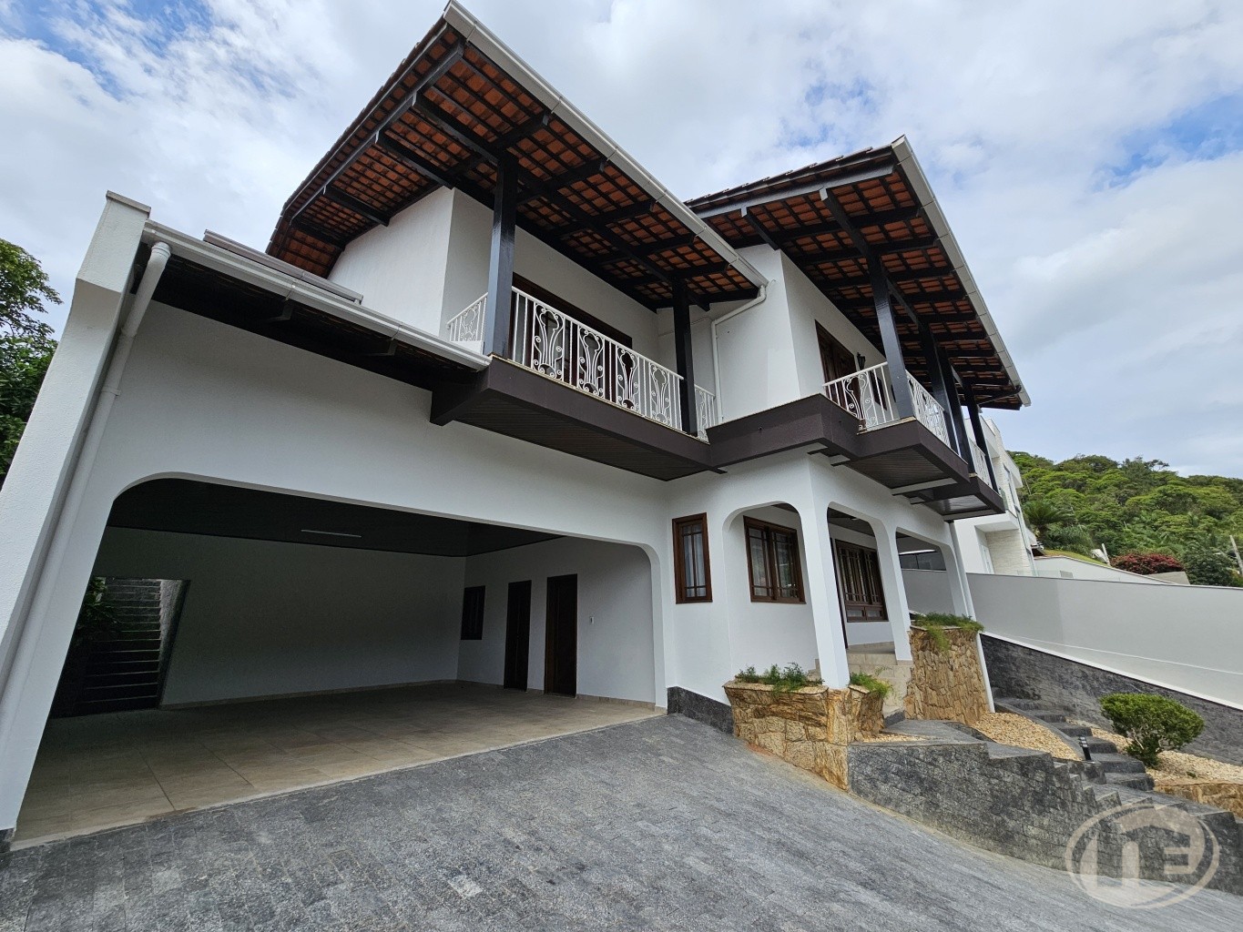 LINDA CASA BAIRRO GARCIA — foto 3